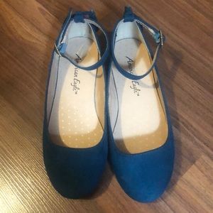 American Eagle flats